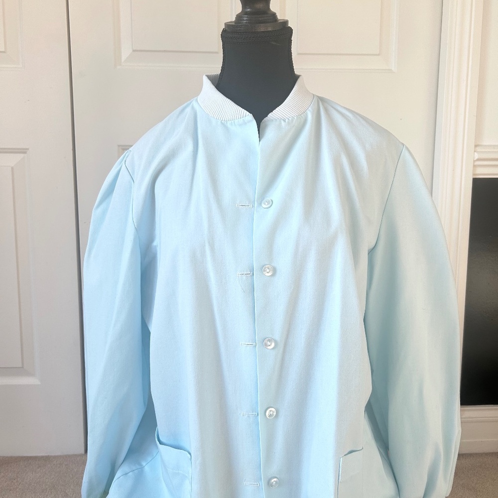 Avida Lab Coat /Warm Up Jacket Size M Light Blue